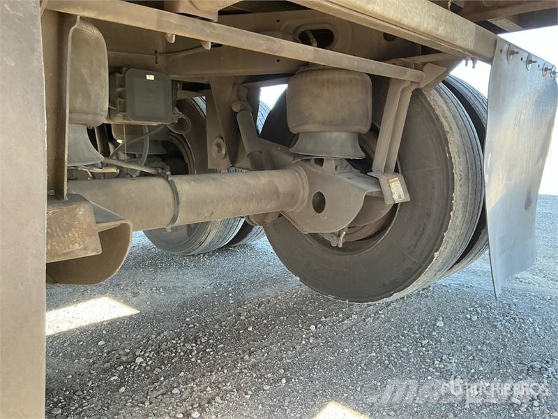 Hyundai VC2530152-AJS Прицепы-фургоны