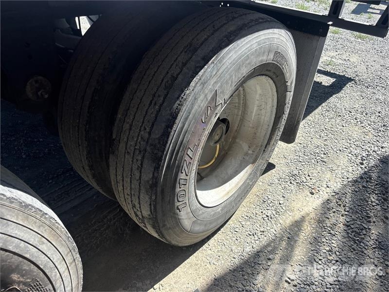 Hyundai VC2530152-AJS Прицепы-фургоны