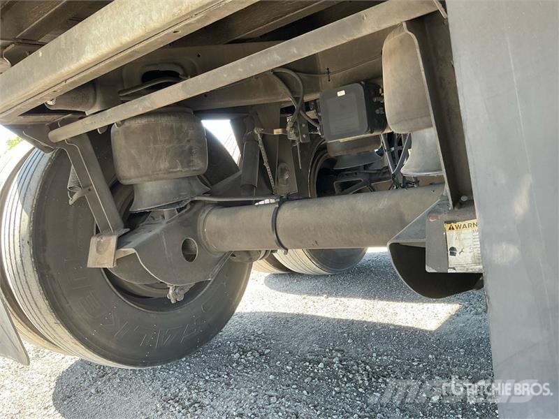 Hyundai VC2530152-AJS Прицепы-фургоны