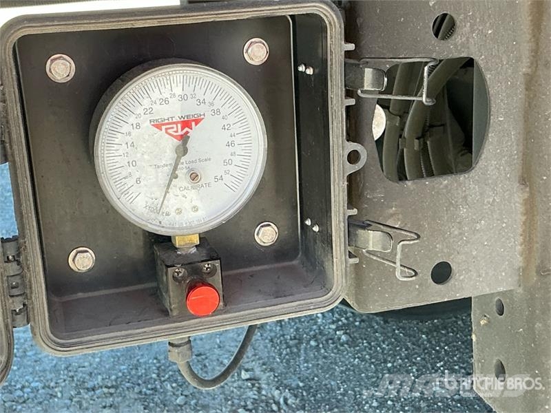 Hyundai VC2530152-AJS Прицепы-фургоны