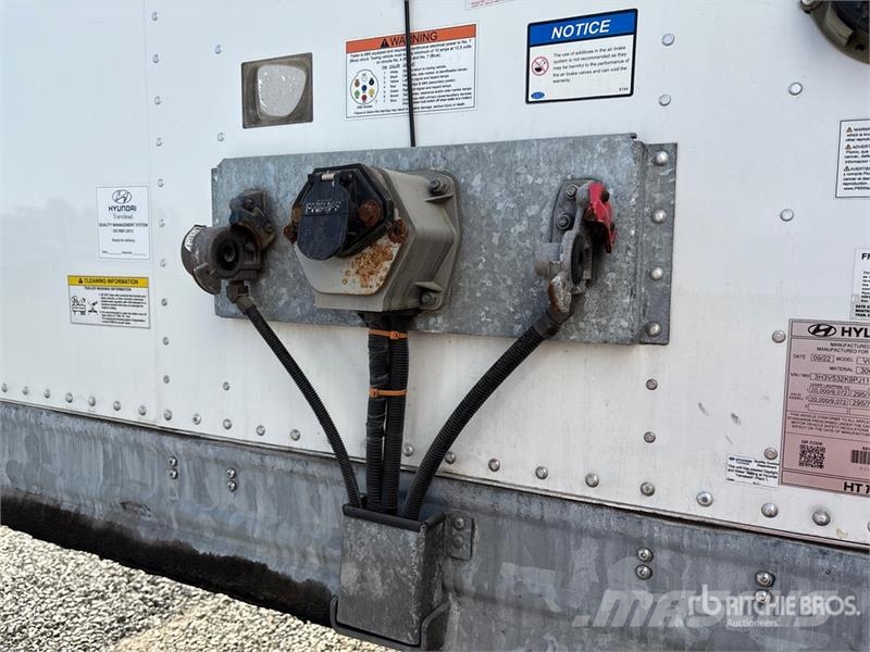 Hyundai VC2530152-AJS Прицепы-фургоны