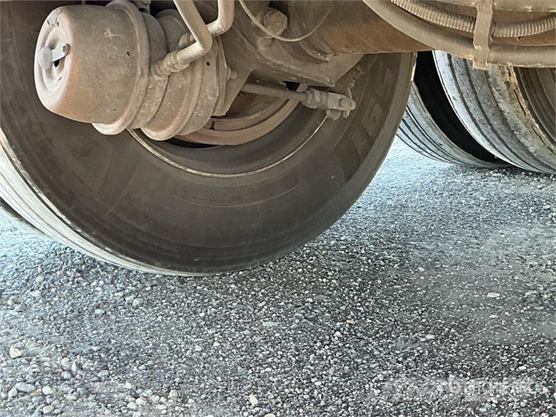 Hyundai VC2530152-AJS Прицепы-фургоны
