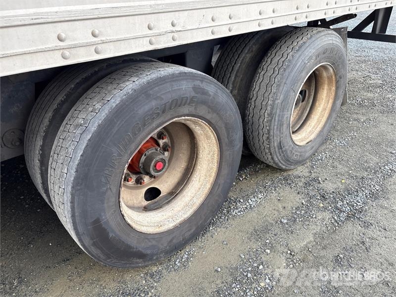 Hyundai VI2530152JSA 53 ft x 102 in T/A Van Trailer Dobozos pótkocsik