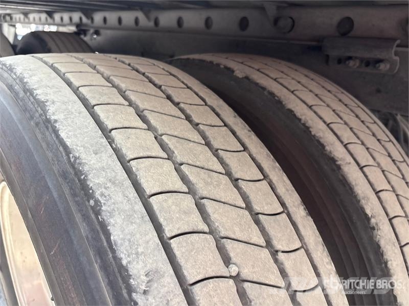 Hyundai VR2490132-S 53 ft x 102 in T/A Multi -Temp Refrige Poluprikolice hladnjače