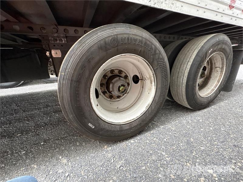 Hyundai VR2530152-AS Piekabes ar temperatūras kontroli
