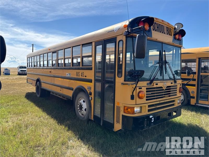 IC Corporation FE300 4x2 48-Seat School Bus Minibusy