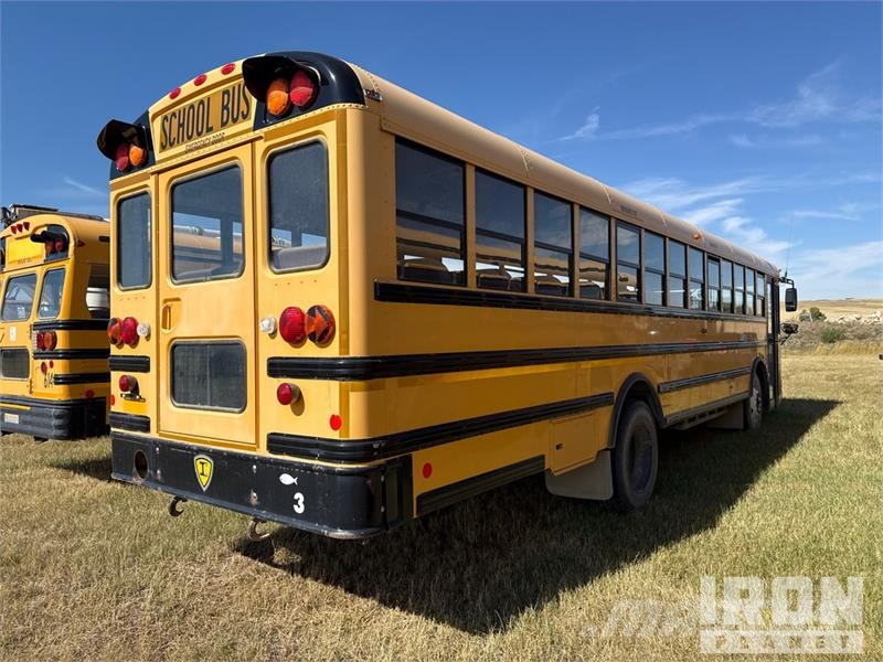 IC Corporation FE300 4x2 48-Seat School Bus Minibusy