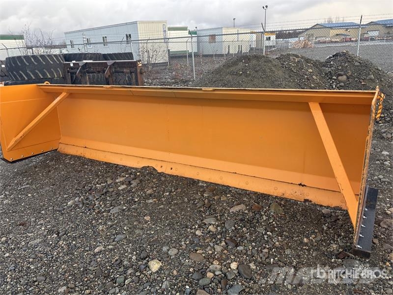 Industrias America 14 ft Snow Pusher Sniježne daske i plugovi