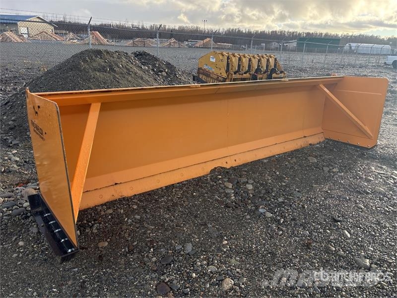 Industrias America 14 ft Snow Pusher Sniježne daske i plugovi