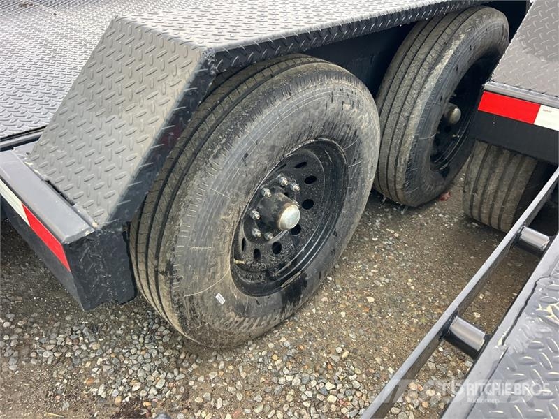 Industrias America 227T 22 ft T/A Lane 4 Spot 5 Tilt Deck Trailer Lavetit