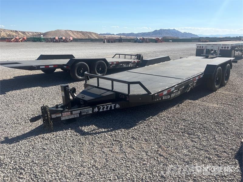 Industrias America 227T 14000 lb 22 ft T/A Tilt Deck Trailer (Unused) Nizki nakladalci