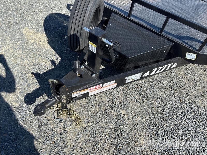 Industrias America 227T 22 ft T/A Tilt Deck Trailer ローローダー