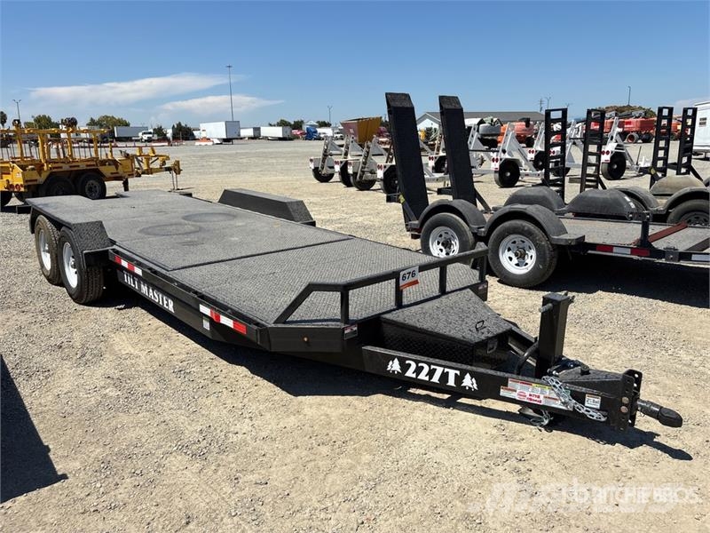 Industrias America 227T 21 ft T/A Tilt Deck Trailer Plataformas bajas