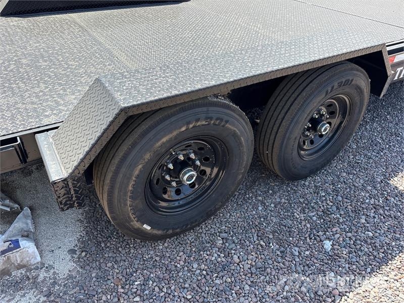 Industrias America 227T 22 ft T/A Tilt Deck Trailer Низкорамные прицепы