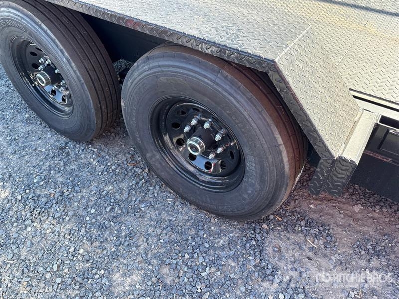 Industrias America 227T 14 ft T/A Tilt Deck Trailer ローローダー