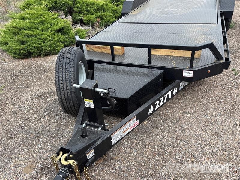 Industrias America 227T 10410 lb 27 ft T/A Tilt Deck Trailer (Unused) Low loaders