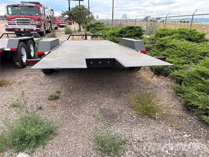 Industrias America 227T 10410 lb 27 ft T/A Tilt Deck Trailer (Unused) Low loaders