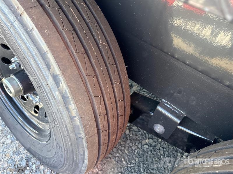 Industrias America 227T 14 ft T/A Tilt Deck Trailer ローローダー