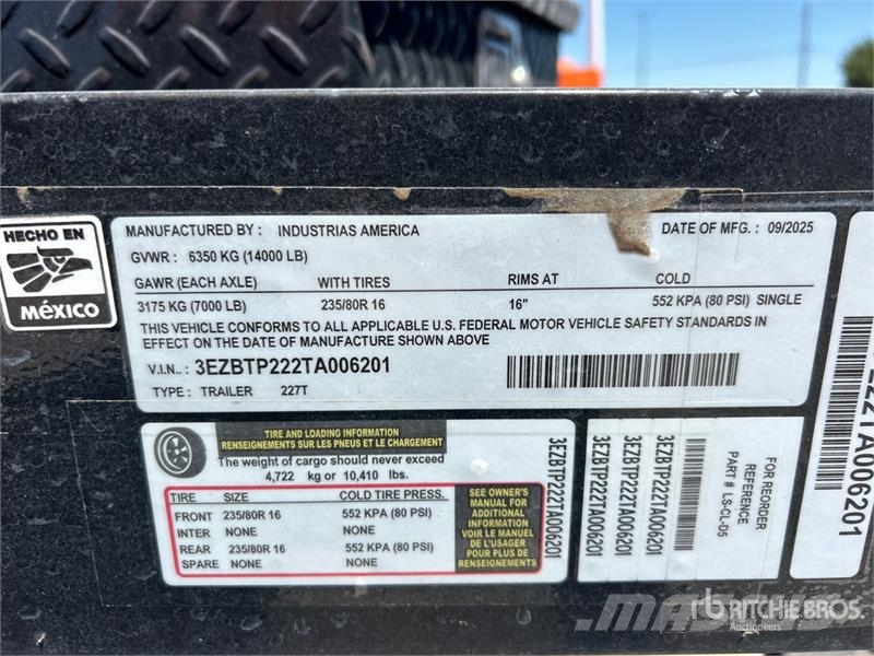 Industrias America 227T 20 ft T/A Tilt Deck Trailer Plataformas bajas