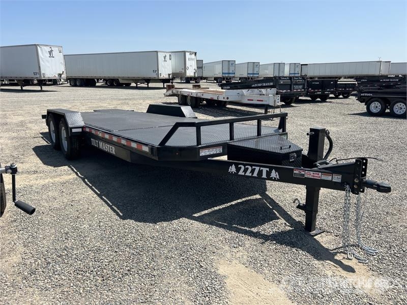 Industrias America 227T 22 ft T/A Tilt Deck Trailer لوادر منخفضة