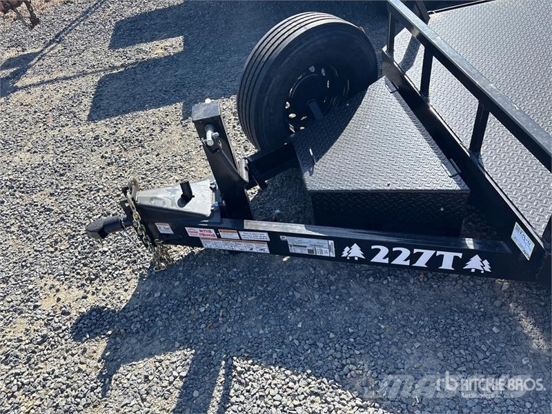 Industrias America 227T 22 ft T/A Tilt Deck Trailer ローローダー