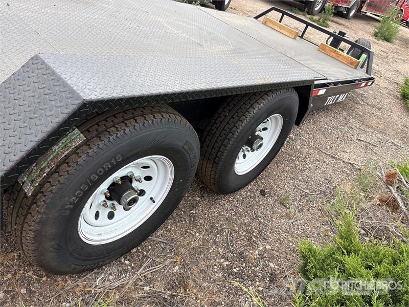Industrias America 227T 10410 lb 27 ft T/A Tilt Deck Trailer (Unused) Low loaders