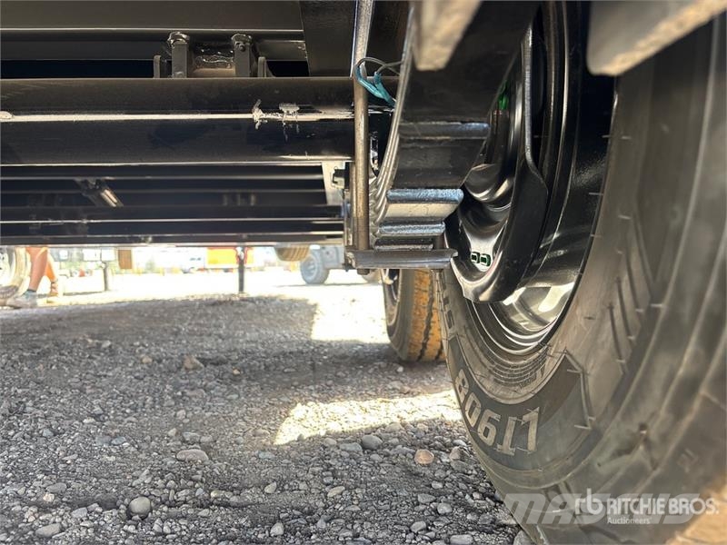 Industrias America 227T 22 ft T/A Tilt Deck Trailer (Unused) Lavetit