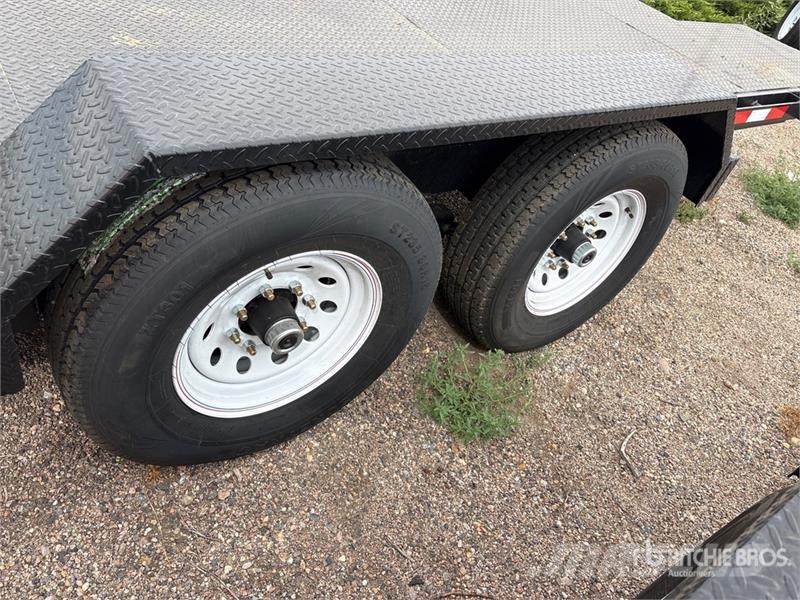 Industrias America 227T 10410 lb 27 ft T/A Tilt Deck Trailer (Unused) Low loaders