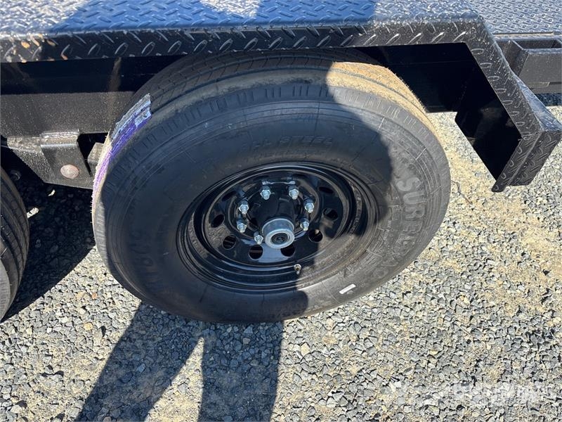 Industrias America 227T 22 ft T/A Tilt Deck Trailer ローローダー