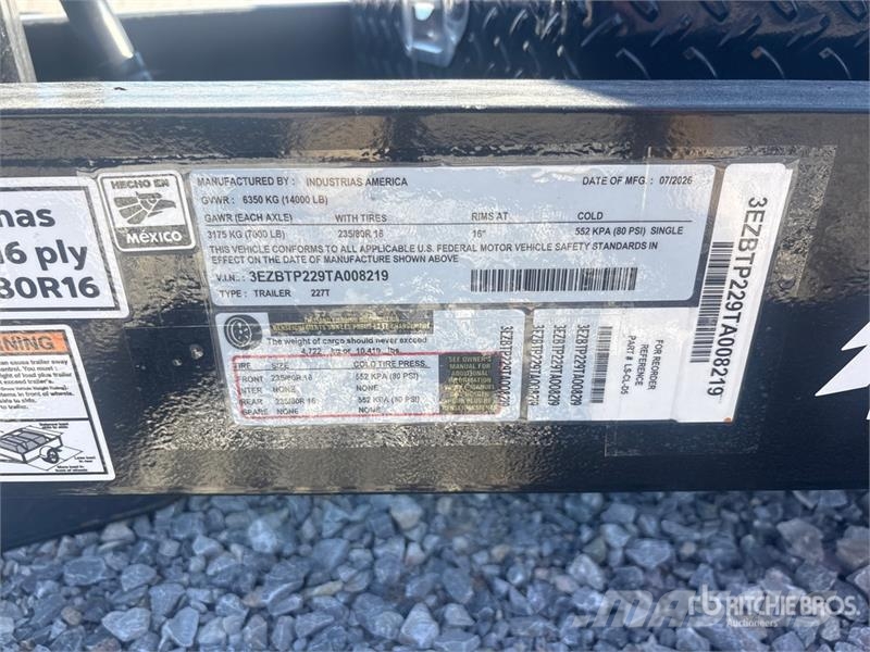 Industrias America 227T 14000 lb 22 ft T/A Tilt Deck Trailer (Unused) Nizki nakladalci