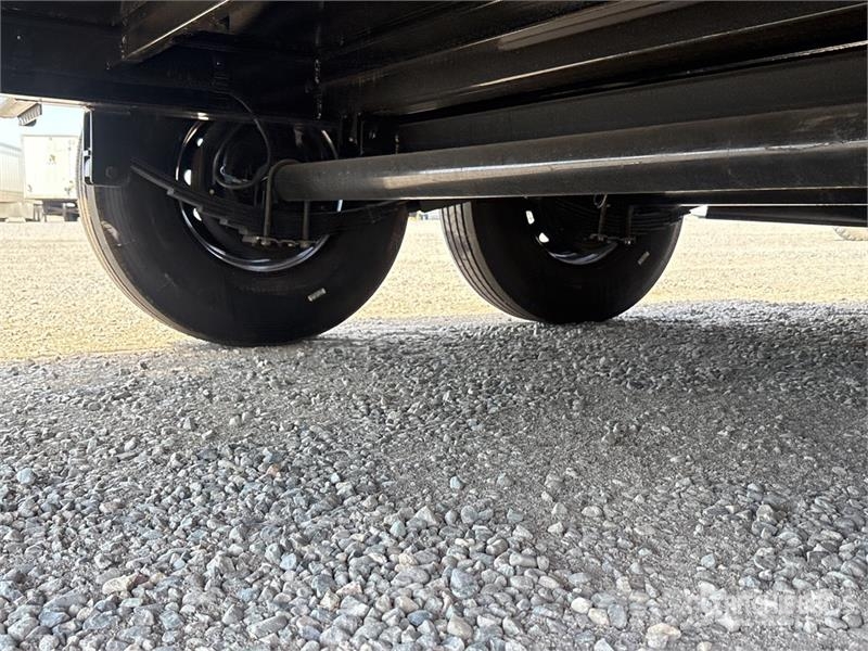Industrias America 227T 20 ft T/A Tilt Deck Trailer Plataformas bajas