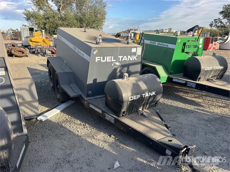 Industrias America 750 T/A Fuel Trailer Tanker trailers