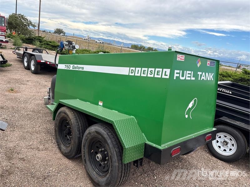 Industrias America 750 T/A Fuel Trailer (Unused) Цистерна