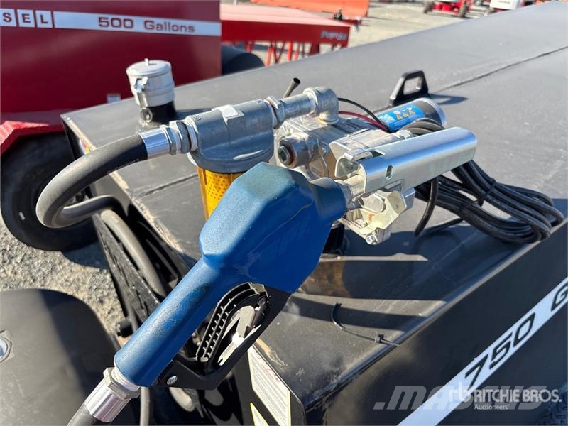 Industrias America 750 750 gal Trailer Mounted Steel Diesel Fuel Tank Kütusemahutid