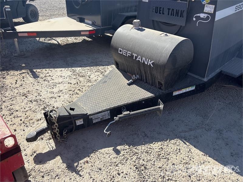 Industrias America 990 gal Trailer Mounted Steel Diesel Fuel Tank Degvielas un piedevu tvertnes