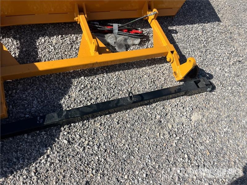 Industrias America F08T S/A Towable Box Blade ملحقات أخرى للجرارات