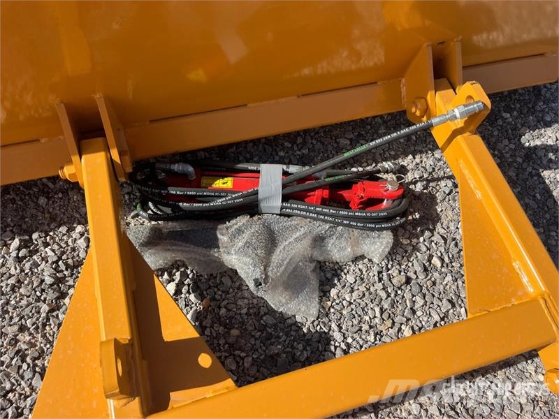Industrias America F08T S/A Towable Box Blade ملحقات أخرى للجرارات