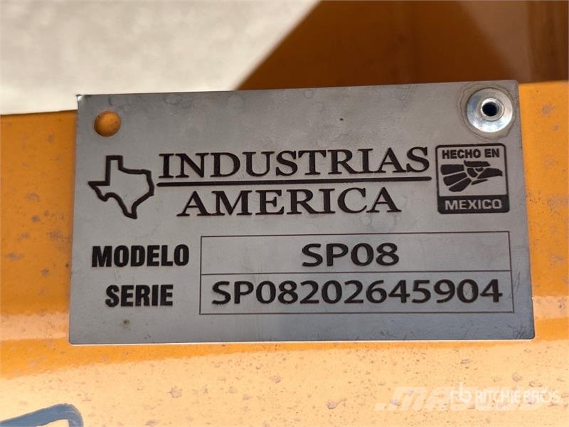 Industrias America SP08 96 in Skid Steer Snow Pusher (Unused) Снежные отвалы и плуги