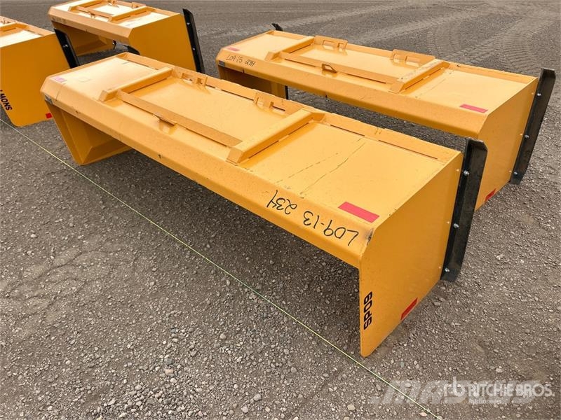 Industrias America SP09 108 in Skid Steer Snow Pusher (Unused) Снежные отвалы и плуги