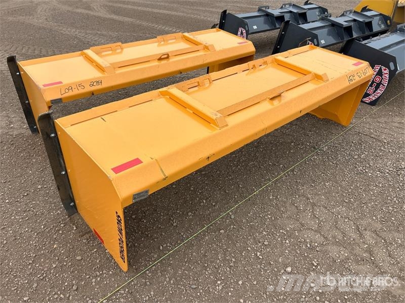 Industrias America SP09 108 in Skid Steer Snow Pusher (Unused) Снежные отвалы и плуги