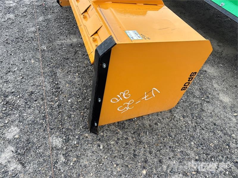  Industrias SP08 96 in Skid Steer Snow Pusher スノーブレードとプラウ