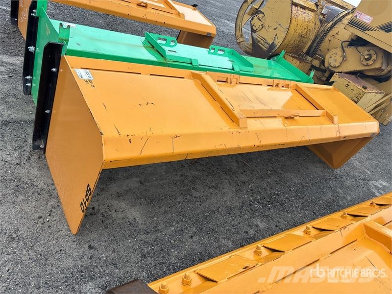 Industrias SP10 10 ft Snow Pusher Snøploger- og skjær