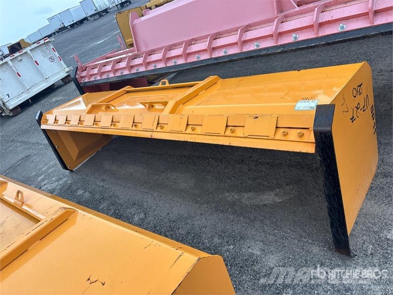 Industrias SP11 11 ft Snow Pusher Snøploger- og skjær