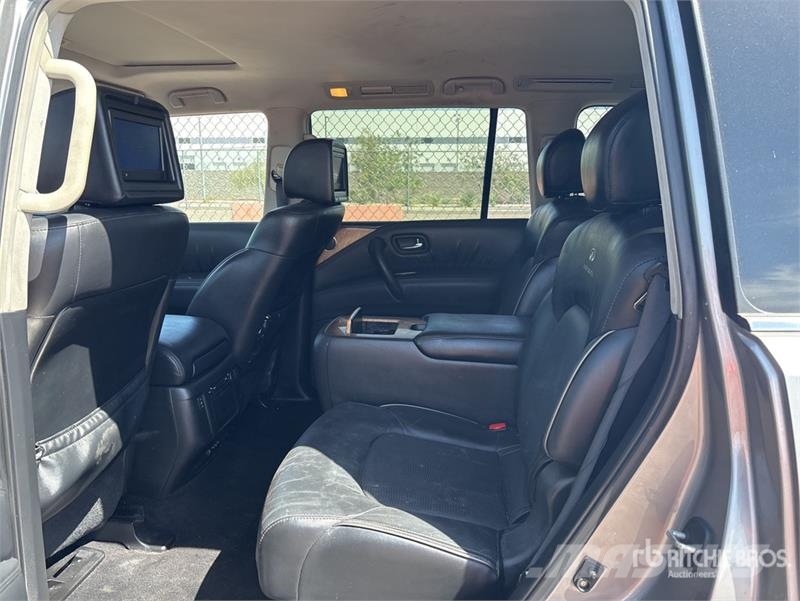Infiniti QX56 2WD SUV PKWs