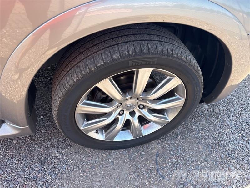 Infiniti QX56 2WD SUV PKWs
