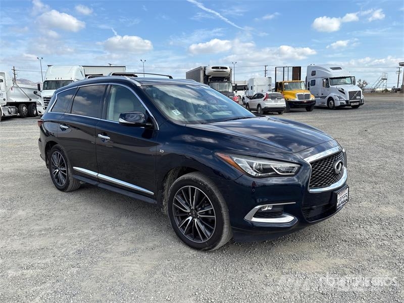 Infiniti QX60 2WD SUV Automašīnas