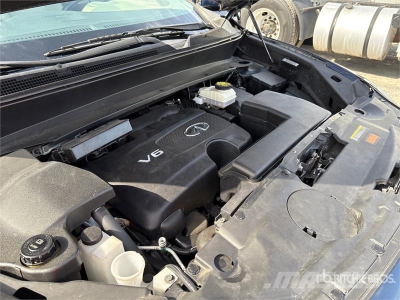 Infiniti QX60 2WD SUV Automašīnas