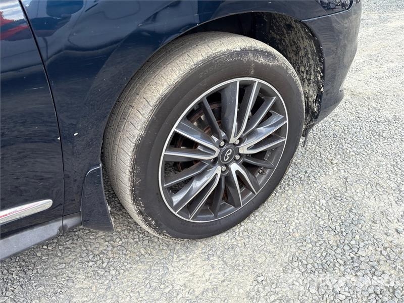 Infiniti QX60 2WD SUV Automašīnas