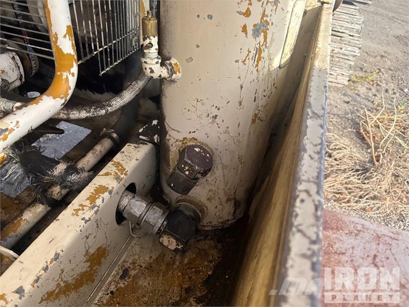 Ingersoll Rand 185 185 cfm Mobile Air Compressor Compressors