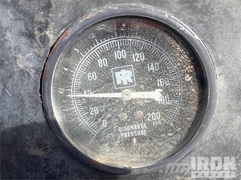 Ingersoll Rand 185 185 cfm Mobile Air Compressor Compressors